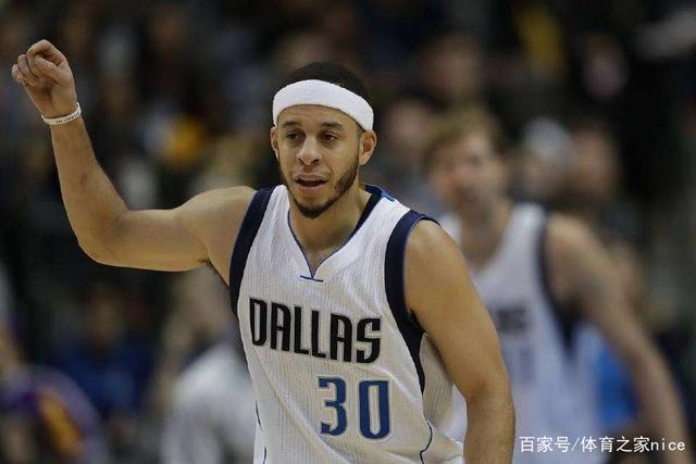 希勒评英超第17轮最佳阵：萨拉赫领衔利物浦4将